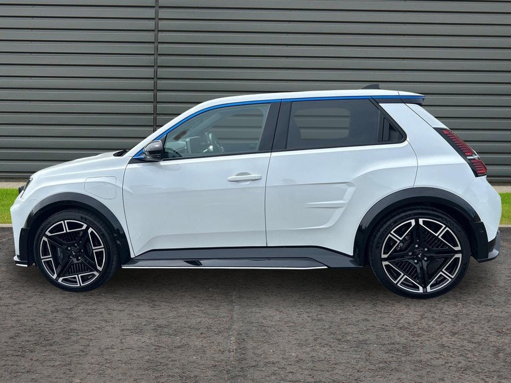 Alpine A290 52Kwh Gt Hatchback White #6