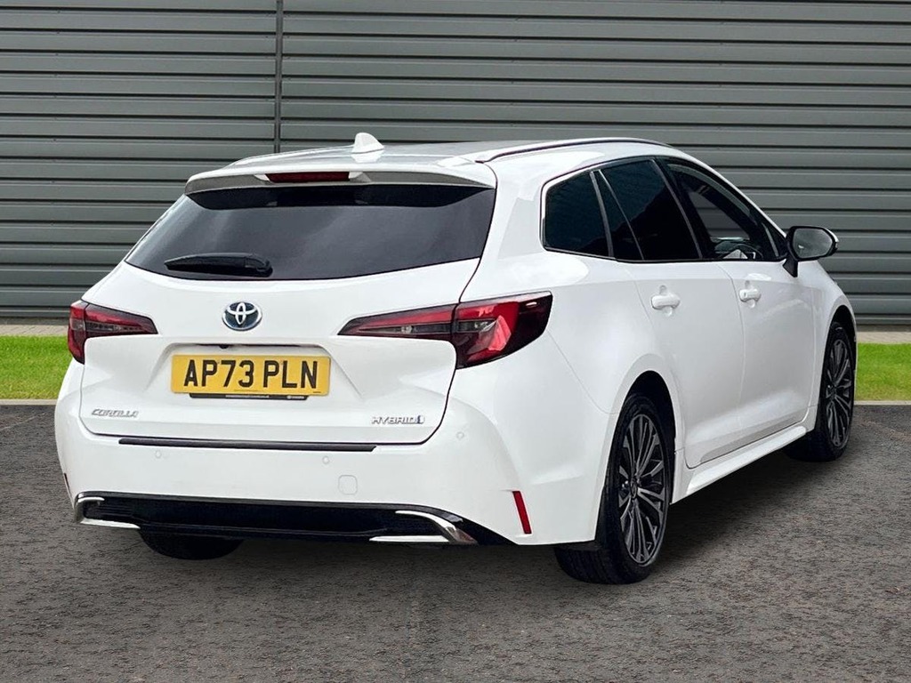 Toyota Corolla 1.8 Vvt-h Design Touring Sports Hybrid White #3
