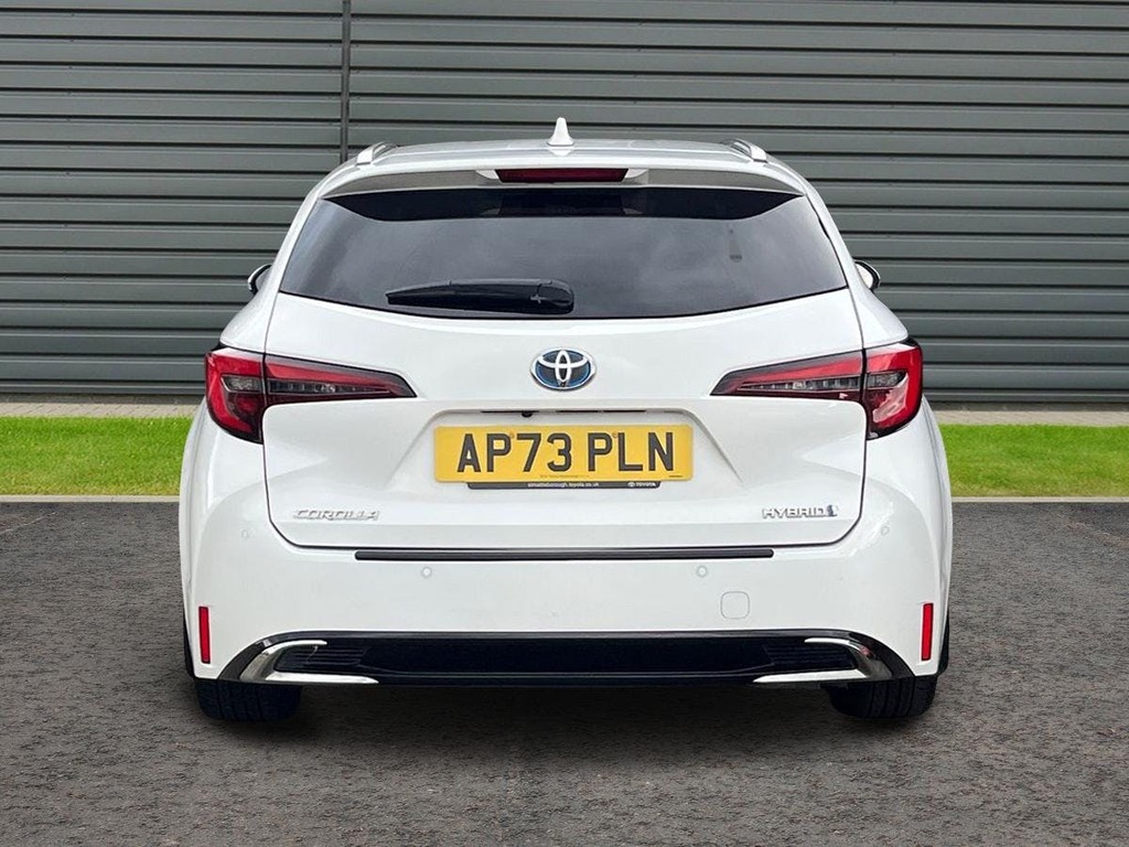 Toyota Corolla 1.8 Vvt-h Design Touring Sports Hybrid White #4