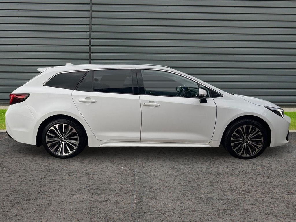 Toyota Corolla 1.8 Vvt-h Design Touring Sports Hybrid White #2