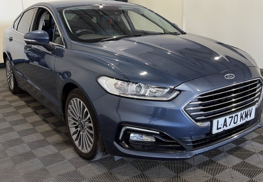 Ford Mondeo 2.0 Ecoblue Titanium Edition Hatchback Blue