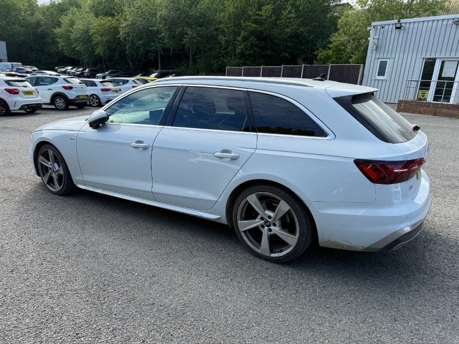 Audi A4 Avant 2.0 Tdi 40 S Line Estate S Tronic Quatt White #4