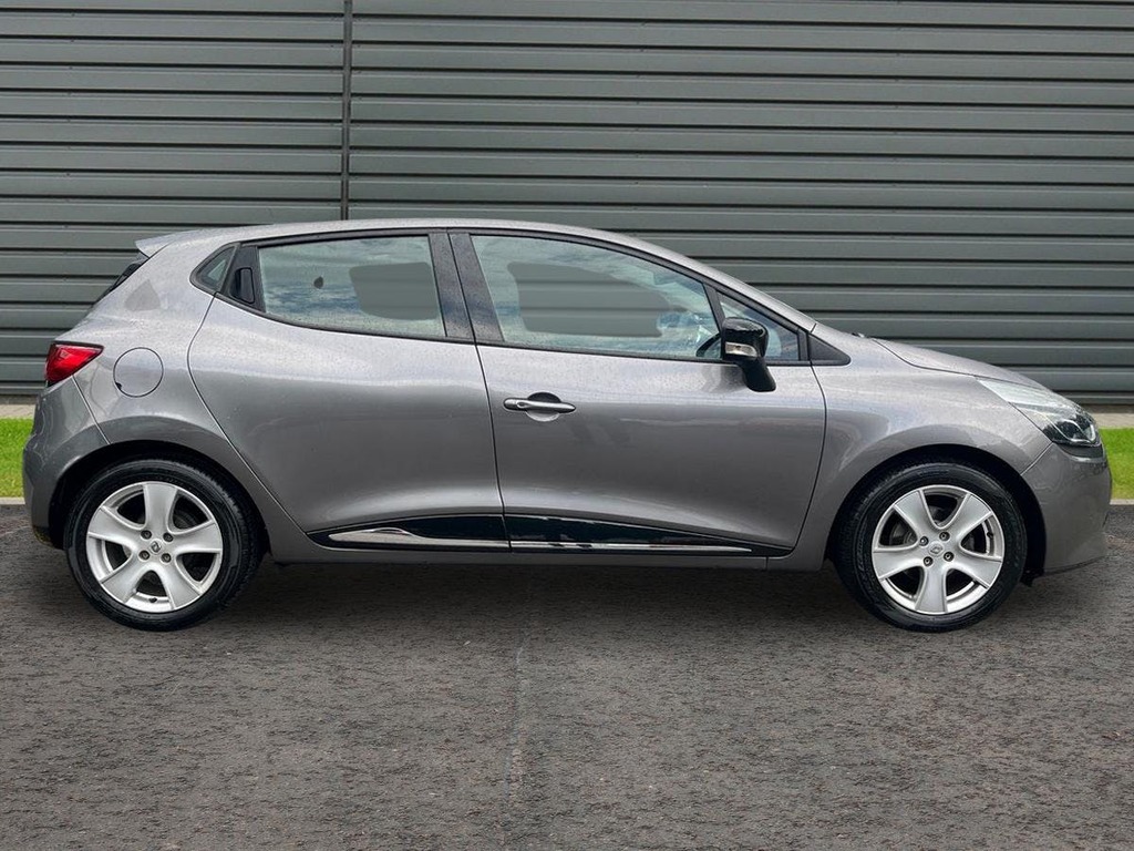 Renault Clio 1.1 1.2 16V Dynamique Nav Hatchback Man Grey #2
