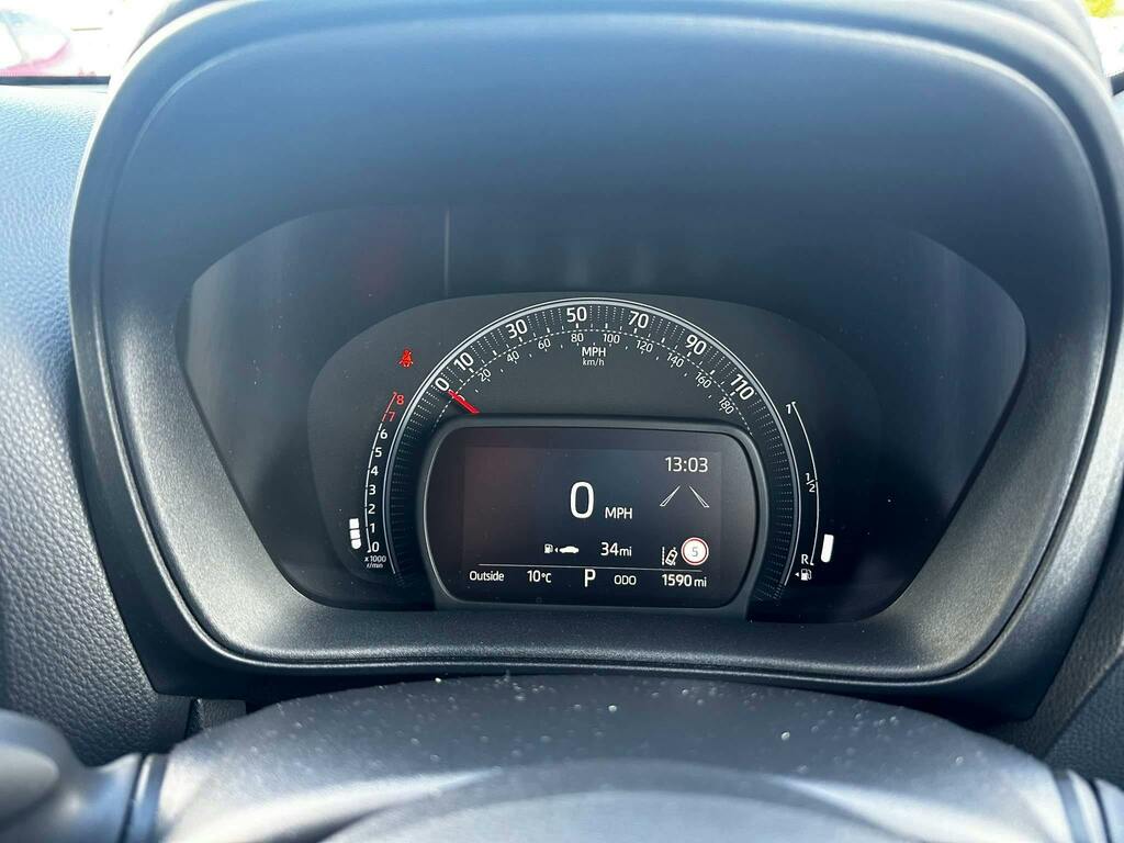 Toyota Aygo X Hatchback Black #15