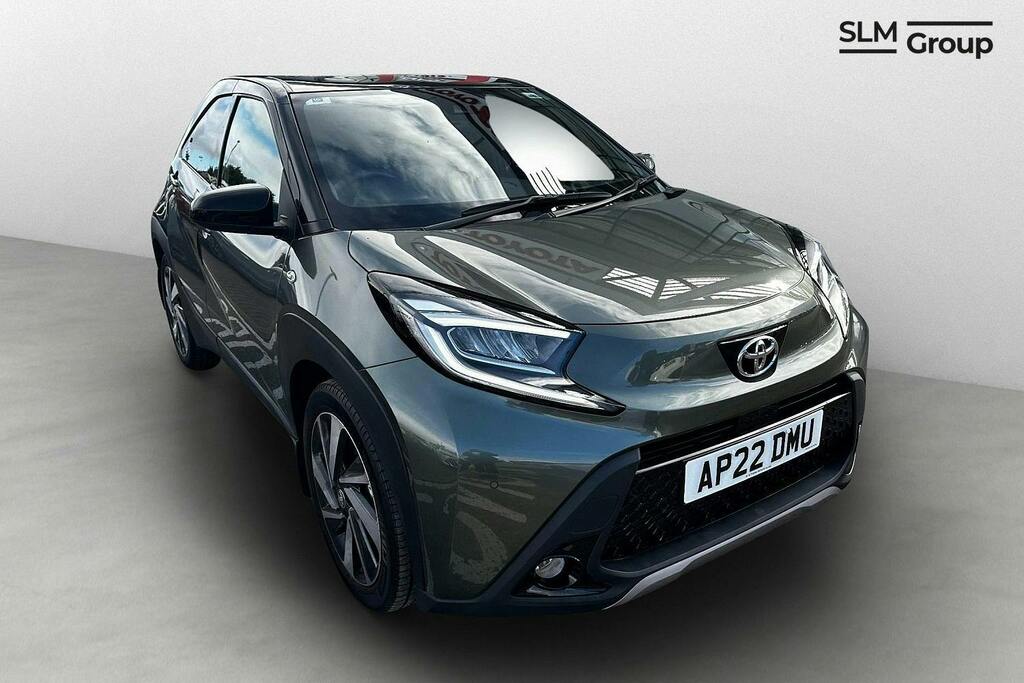 Toyota Aygo X 1.0 Vvt I Exclusive Hatchback X Shift Green