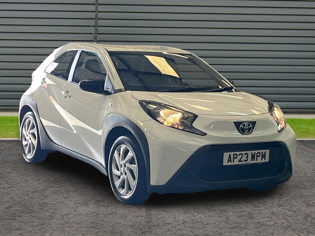 Toyota Aygo X 1.0 Vvt I Pure Hatchback X Shift White