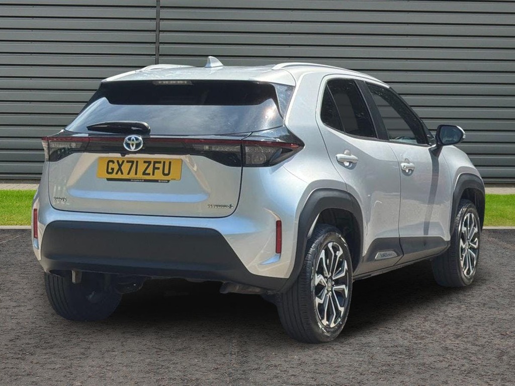 Toyota Yaris Cross 1.5 Vvt-h Design Suv Hybrid E Cvt Silver #3