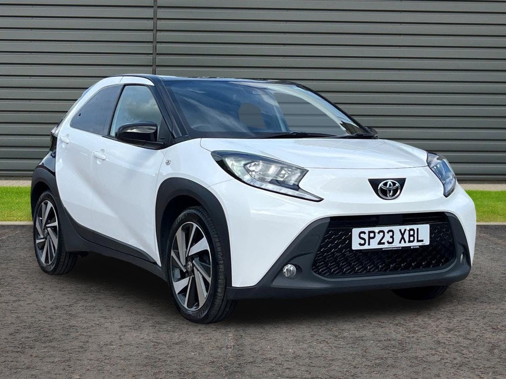 Toyota Aygo X 1.0 Vvt I Edge Hatchback White