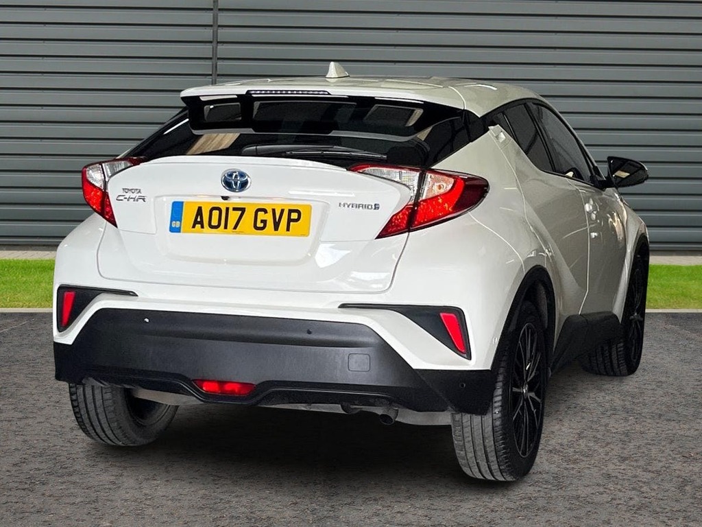 Toyota C-Hr 1.8 Vvt-h Excel Suv Hybrid Cvt White #3