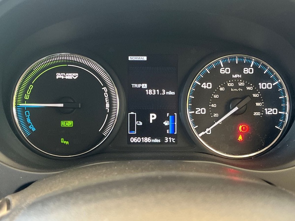 Mitsubishi Outlander Phev 5Hs Grey #20