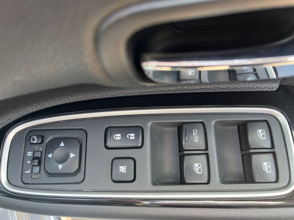 Mitsubishi Outlander Phev 5Hs Grey #16