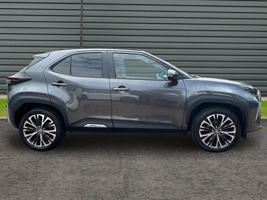 Toyota Yaris Cross 1.5 Vvt-h Excel Suv Hybrid E Cvt Grey #2