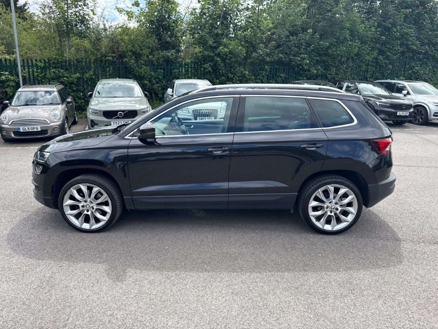 Skoda Karoq 1.5 Tsi Act Edition Suv Dsg Black #5
