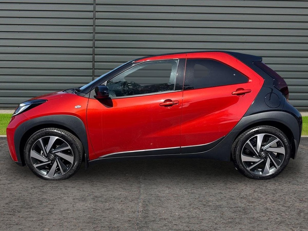 Toyota Aygo X 1.0 Vvt I Exclusive Hatchback X Shift Red #6