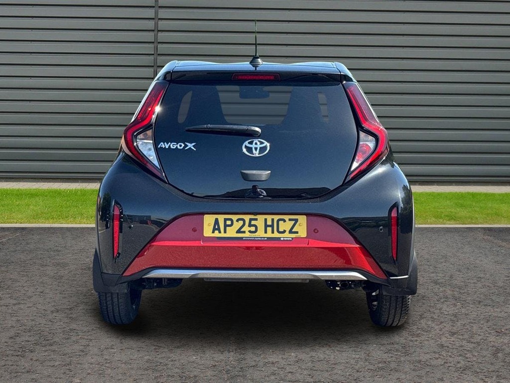 Toyota Aygo X 1.0 Vvt I Exclusive Hatchback X Shift Red #4