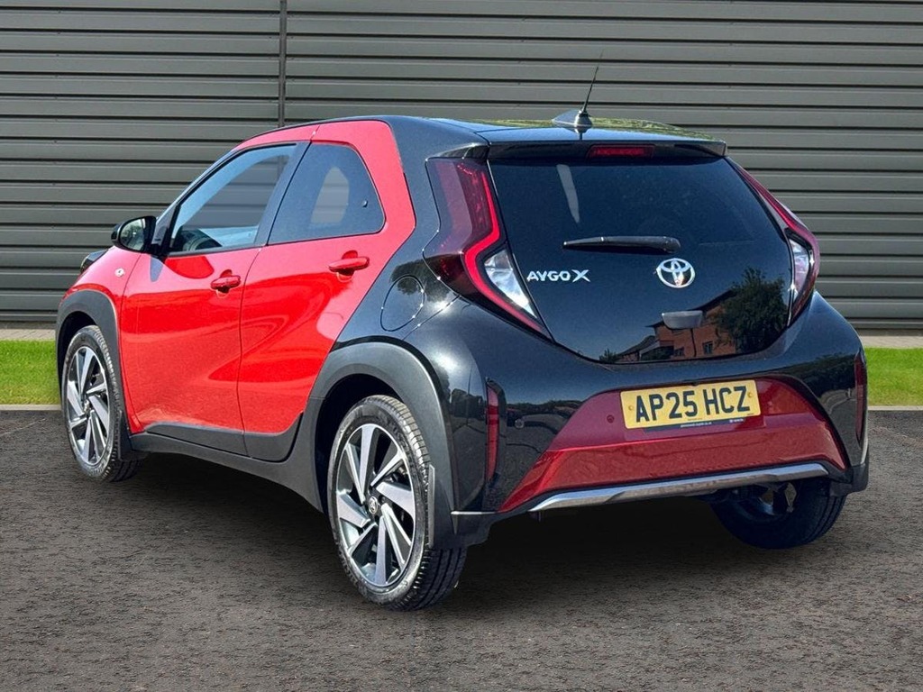 Toyota Aygo X 1.0 Vvt I Exclusive Hatchback X Shift Red #5