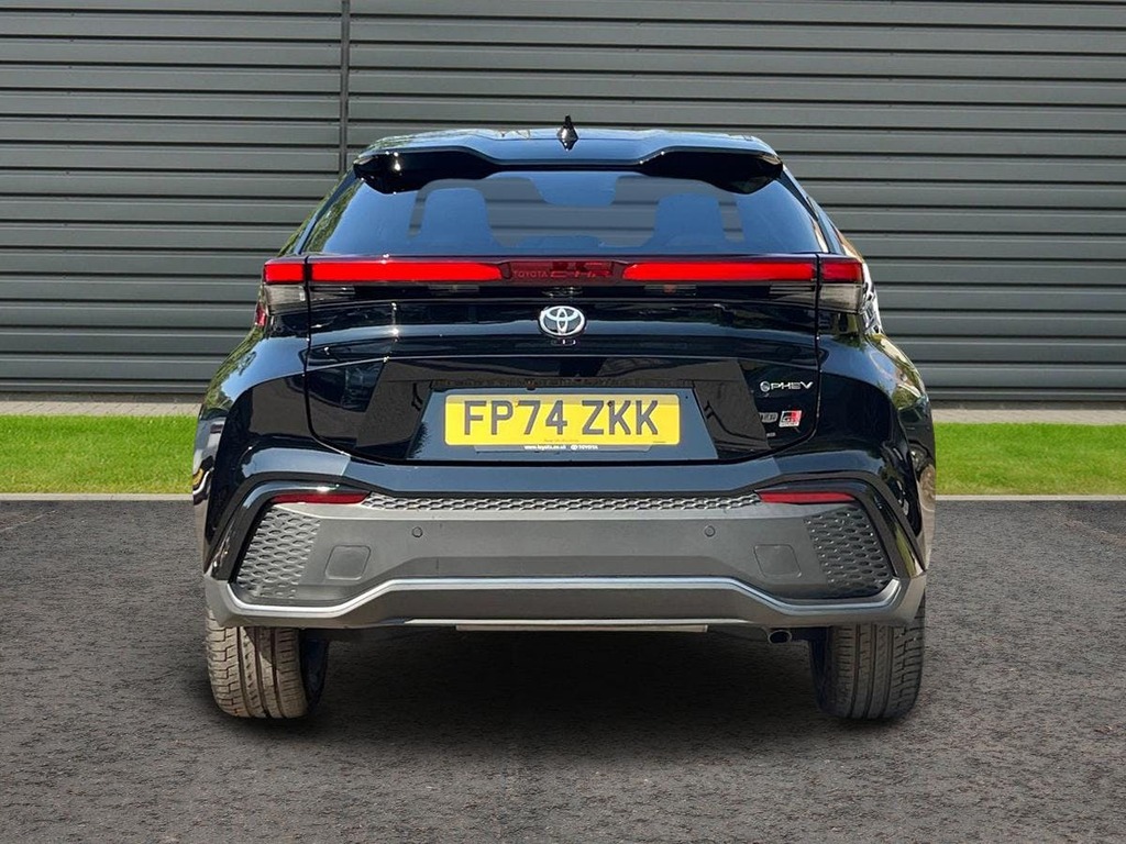 Toyota C-Hr 2.0 Vvt 13.6Kwh Gr Sport Suv Plug In Hy Grey #4