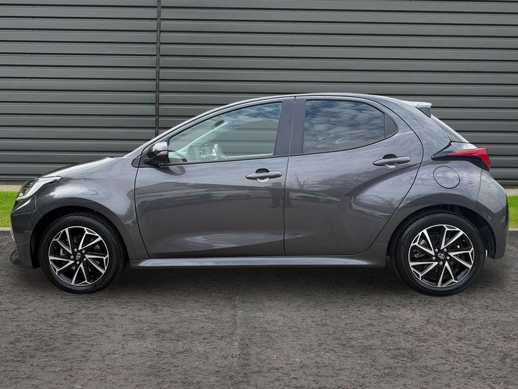 Toyota Yaris 1.5 Vvt-h Design Hatchback Hybrid E Cvt GY23LWX Grey #6
