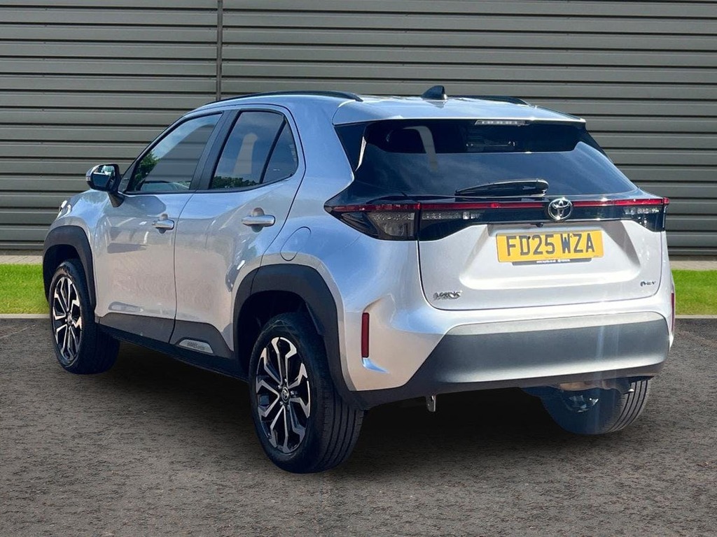 Toyota Yaris Cross 1.5 Vvt-h Design Suv Hybrid E Cvt Silver #5