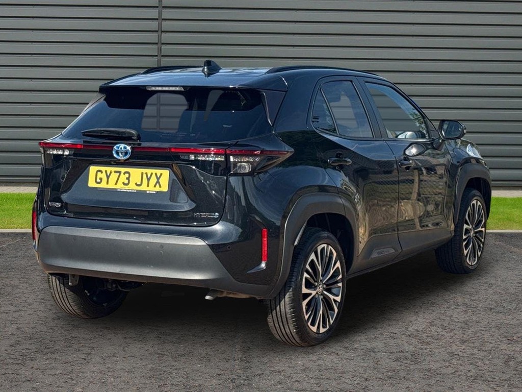 Toyota Yaris Cross 1.5 Vvt-h Excel Suv Hybrid E Cvt Black #3