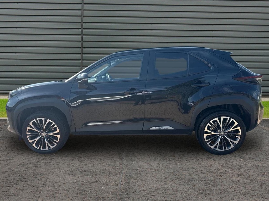 Toyota Yaris Cross 1.5 Vvt-h Excel Suv Hybrid E Cvt Black #6