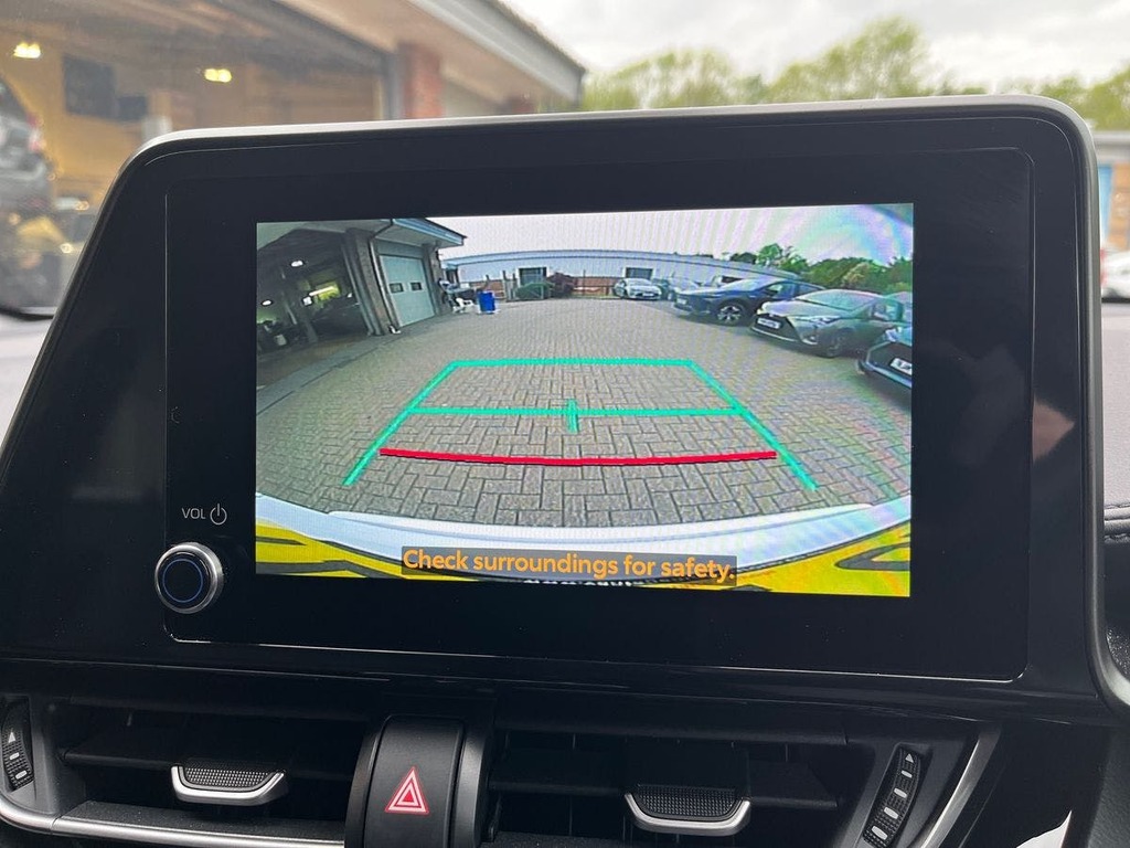 Toyota C-Hr 1.8L Design Silver #18
