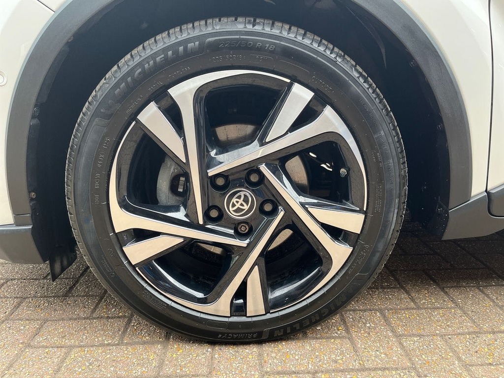 Toyota C-Hr 1.8L Design Silver #25