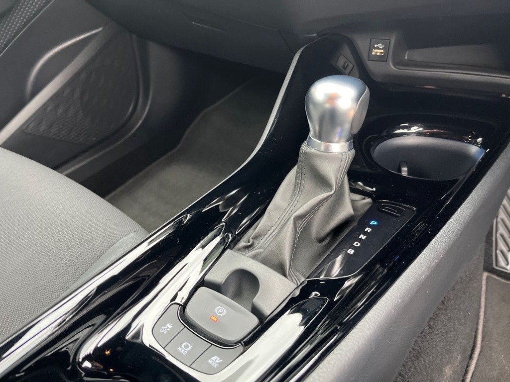 Toyota C-Hr 1.8L Design Silver #13
