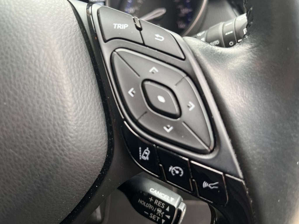Toyota C-Hr 1.8L Design Silver #23