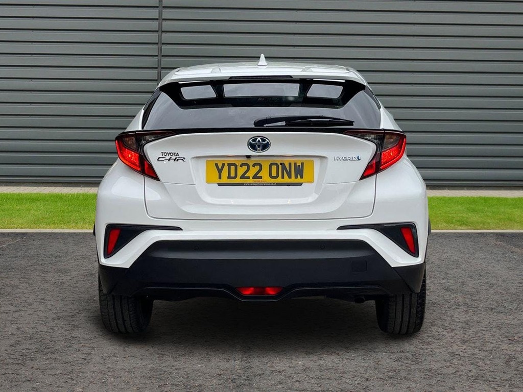 Toyota C-Hr 1.8 Vvt-h Design Suv Hybrid Cvt White #4