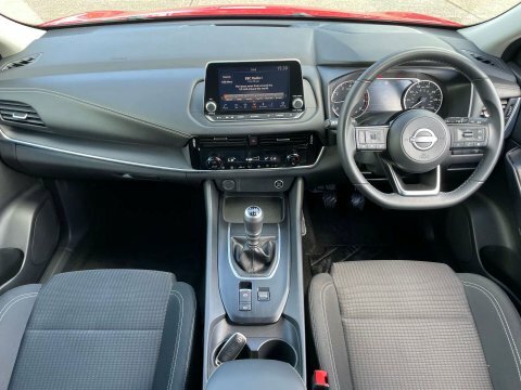 Nissan Qashqai Suv BT23SYA Red #2