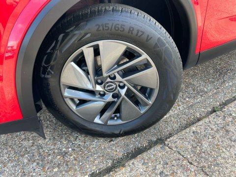 Nissan Qashqai Suv BT23SYA Red #3