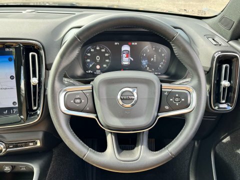 Volvo XC40 1.5 T5 Recharge Phev R Design Pro Red #19
