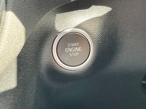 Volvo XC40 1.5 T5 Recharge Phev R Design Pro Red #50