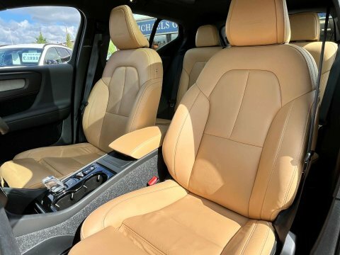 Volvo XC40 1.5 T5 Recharge Phev R Design Pro Red #61