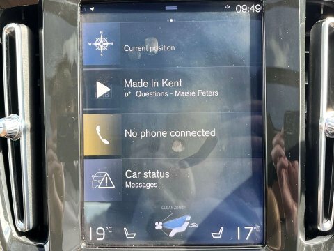 Volvo XC40 1.5 T5 Recharge Phev R Design Pro Red #25