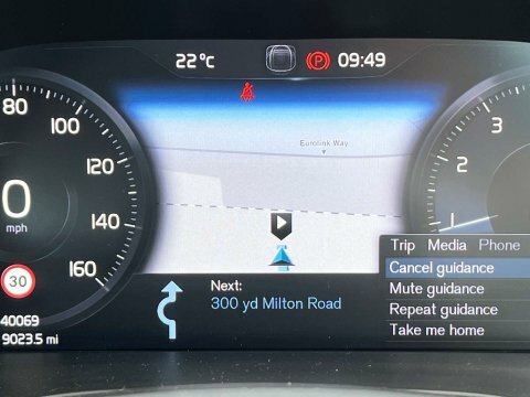 Volvo XC40 1.5 T5 Recharge Phev R Design Pro Red #23