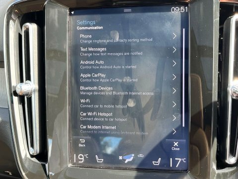 Volvo XC40 1.5 T5 Recharge Phev R Design Pro Red #36