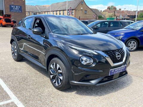 Nissan Juke Suv YE23HLC Black #4