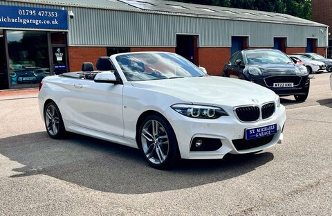 BMW 2 Series Convertible YK68YHW White #4