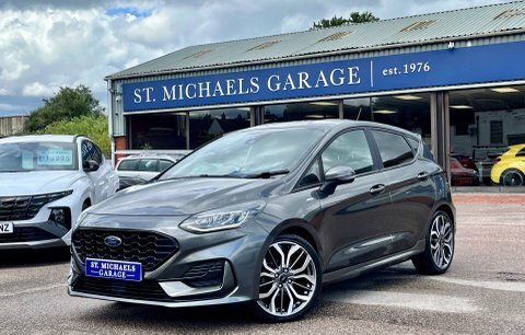 Ford Fiesta Hatchback RO23BXX Grey
