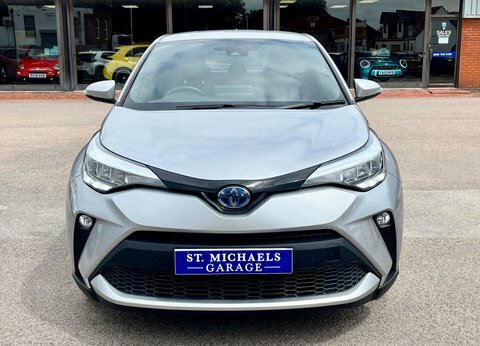 Toyota C-Hr Suv FL23VRP Silver #5