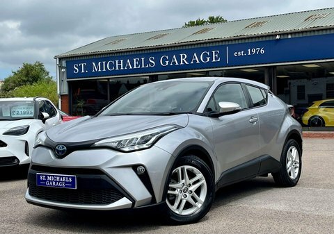 Toyota C-Hr Suv FL23VRP Silver