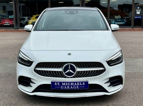 Mercedes-Benz B Class Mpv White #5