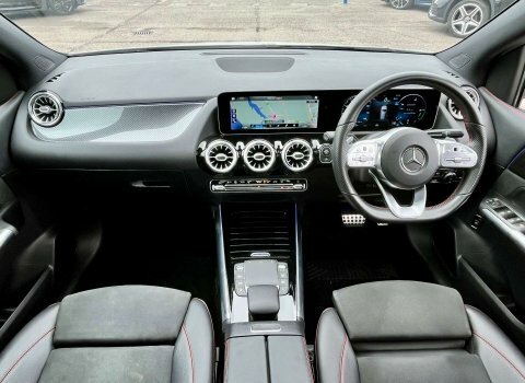 Mercedes-Benz B Class Mpv White #2
