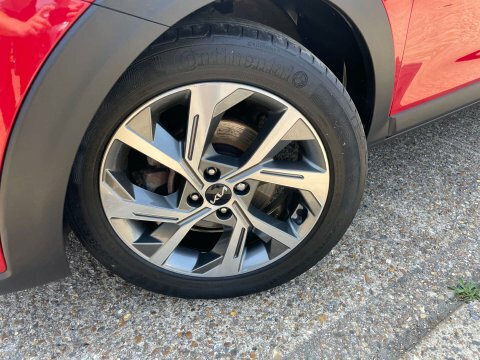 Kia Stonic Stonic Gt-line S Isg Mhev GL22NPD Red #3
