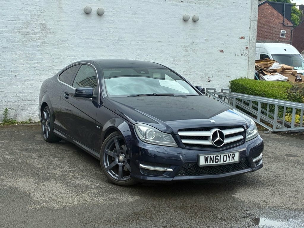 Mercedes-Benz C Class 2.1L Amg Sport Edition 125 WN61OYR Blue #2