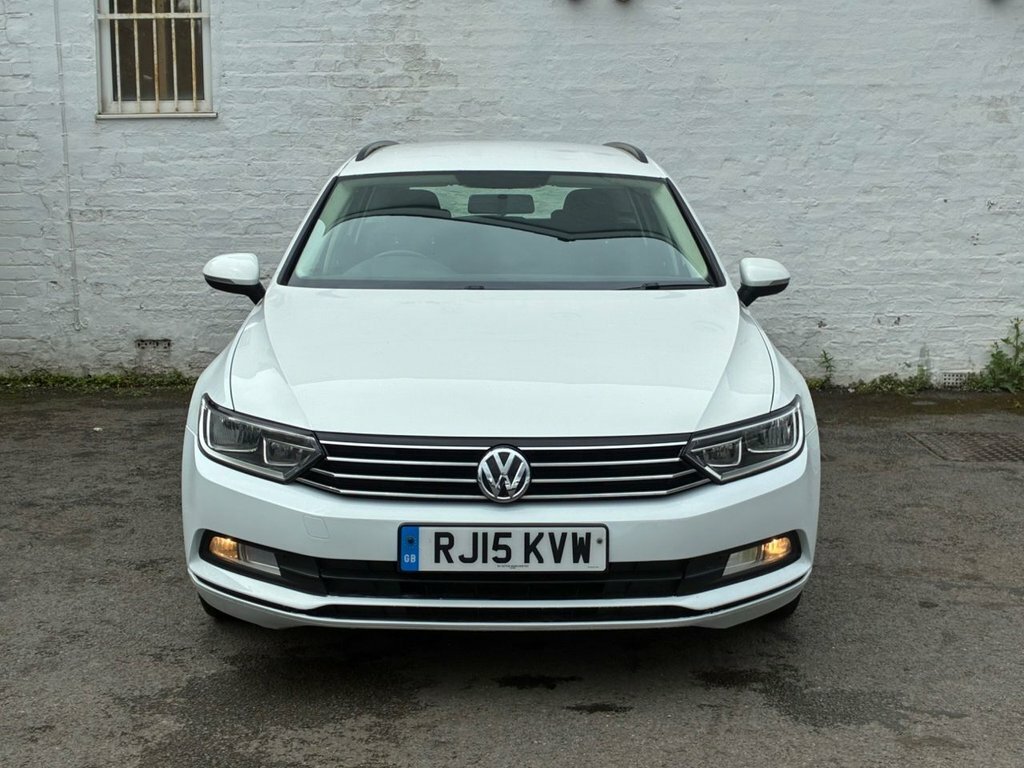 Volkswagen Passat 1.6L S RJ15KVW White #3