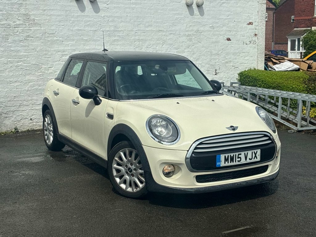 Mini Hatch 1.5L Cooper D White