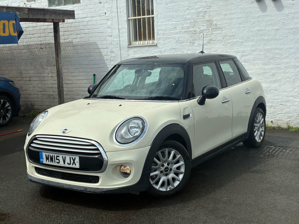 Mini Hatch 1.5L Cooper D MW15VJX White #4